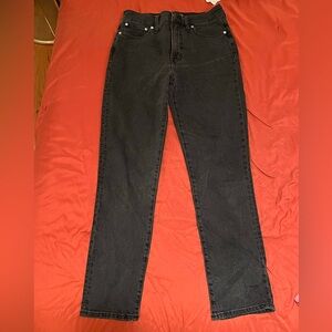 Madewell black distressed “The Perfect Vintage Jean” style, size 27T (Tall)